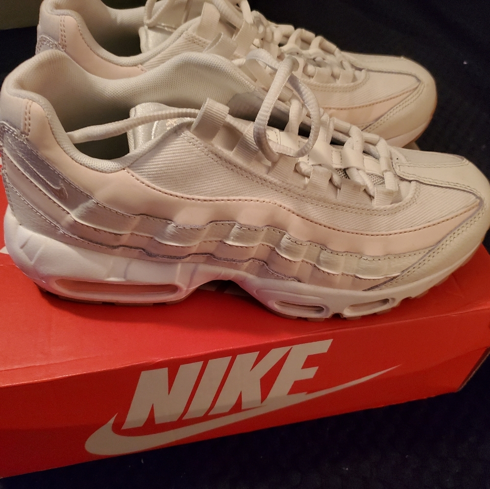 WMNS Air Max 95